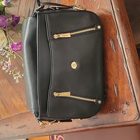 Michael Kors Black Bedford Legacy leather Shoulder Bag - Picture 7 of 8
